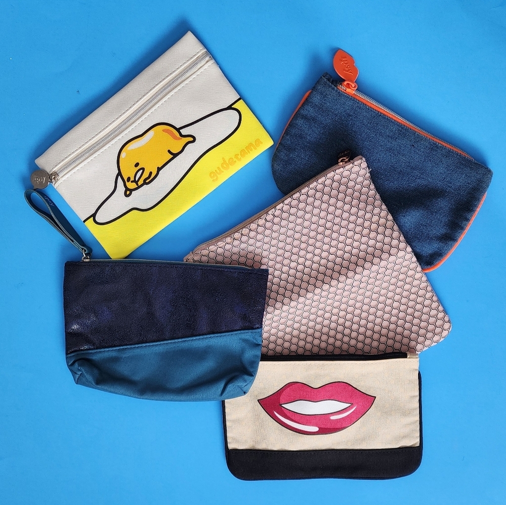 Lot Of 5 Ipsy Makeup Cosmetic Bags 3 New(Never Used) and 2 Gently Used Bags.